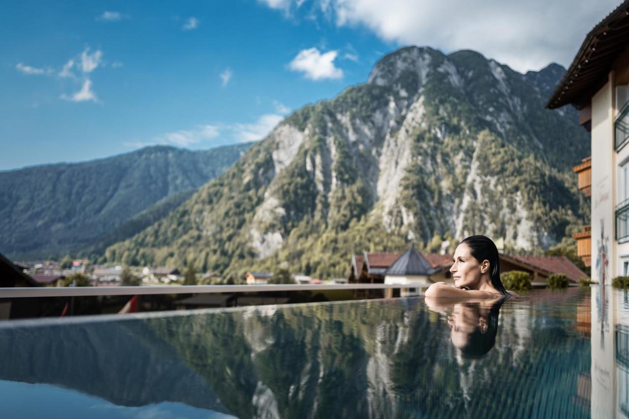 Vier Jahreszeiten Wellnessresort Achensee マウラッハ エクステリア 写真