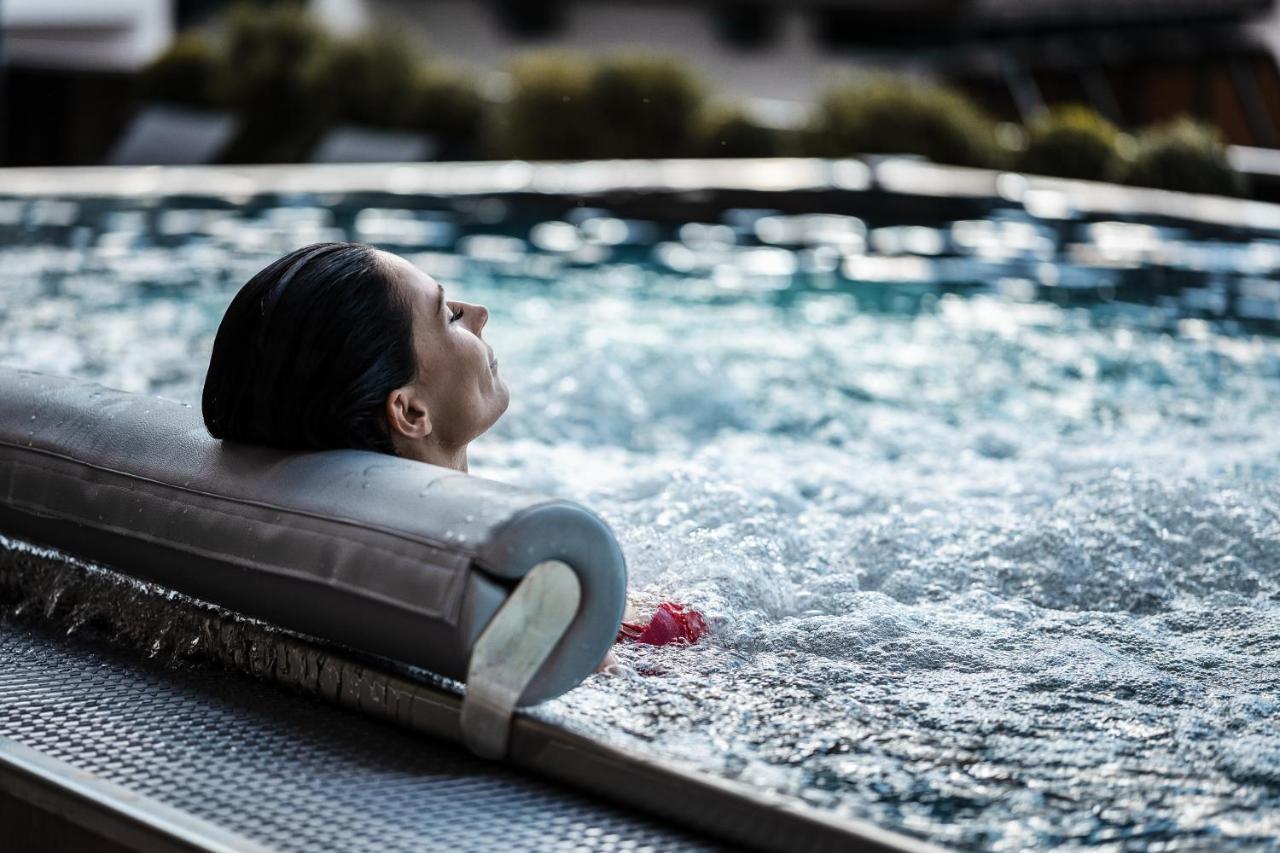 Vier Jahreszeiten Wellnessresort Achensee マウラッハ エクステリア 写真