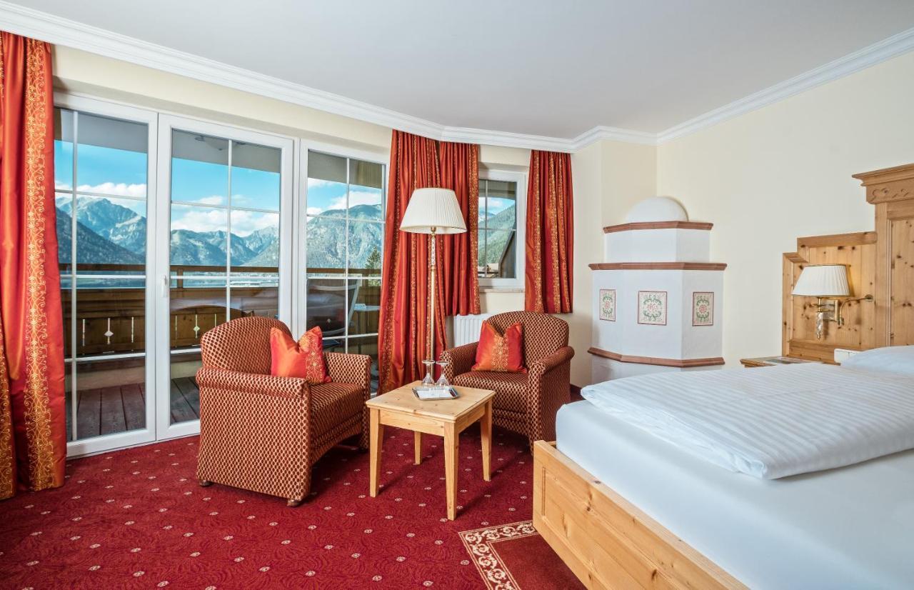Vier Jahreszeiten Wellnessresort Achensee マウラッハ エクステリア 写真