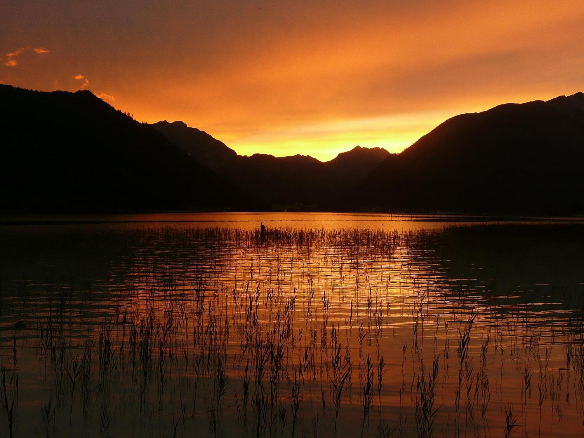 Vier Jahreszeiten Wellnessresort Achensee マウラッハ エクステリア 写真