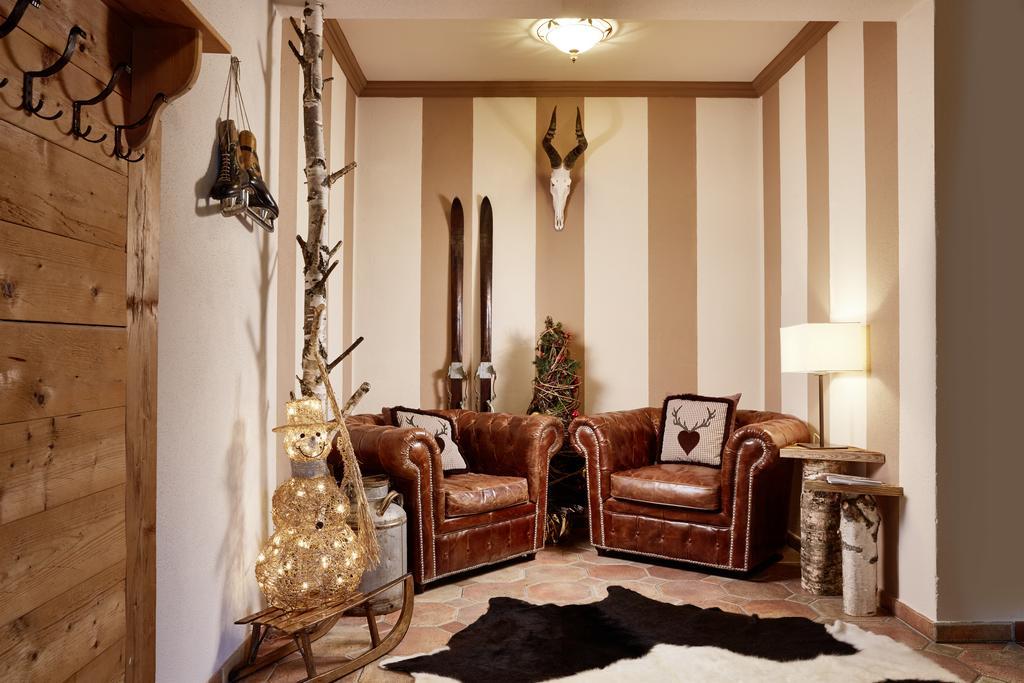 Vier Jahreszeiten Wellnessresort Achensee マウラッハ エクステリア 写真