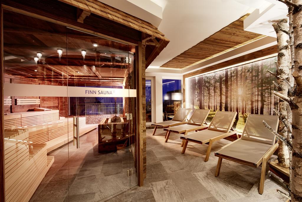 Vier Jahreszeiten Wellnessresort Achensee マウラッハ エクステリア 写真