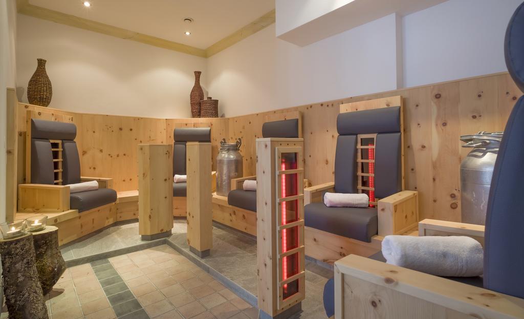 Vier Jahreszeiten Wellnessresort Achensee マウラッハ エクステリア 写真