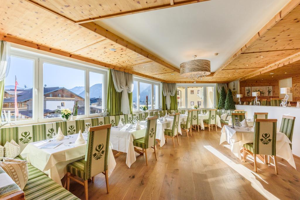 Vier Jahreszeiten Wellnessresort Achensee マウラッハ エクステリア 写真