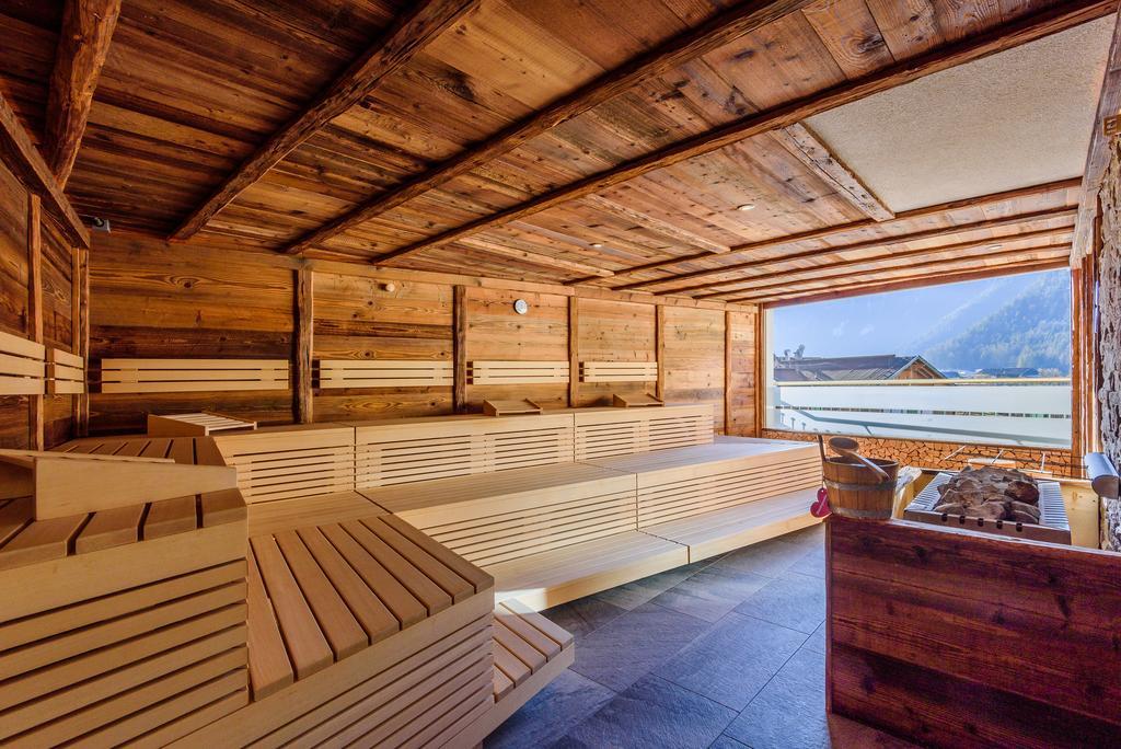 Vier Jahreszeiten Wellnessresort Achensee マウラッハ エクステリア 写真