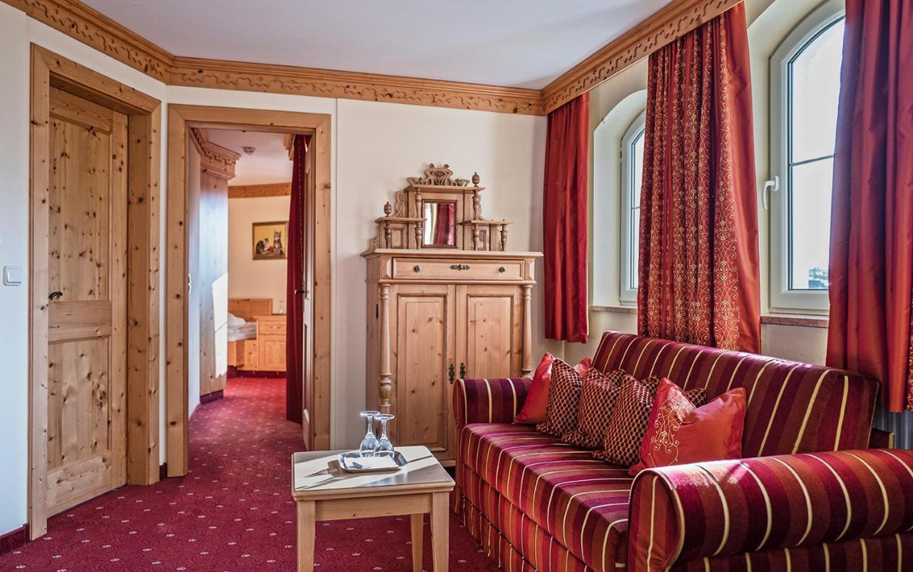 Vier Jahreszeiten Wellnessresort Achensee マウラッハ エクステリア 写真