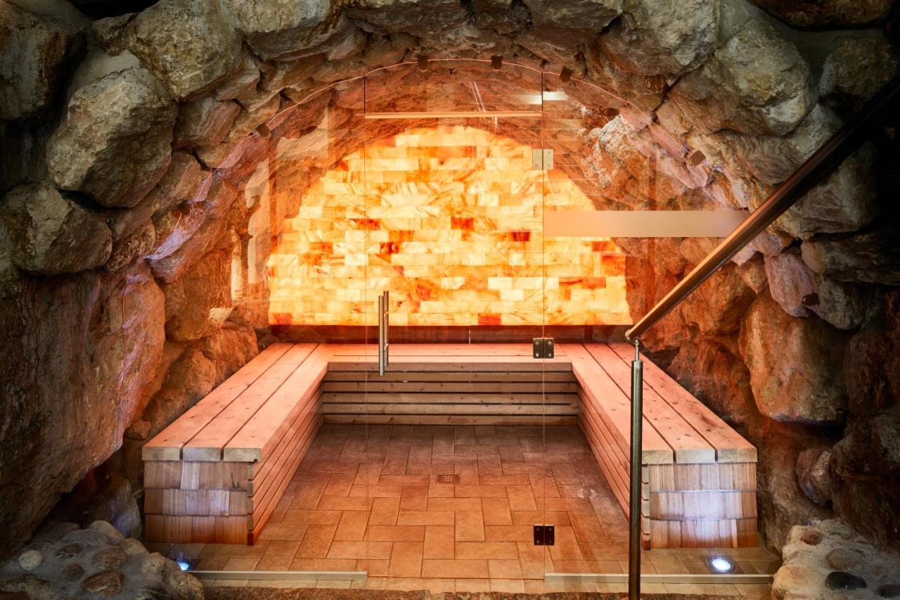 Vier Jahreszeiten Wellnessresort Achensee マウラッハ エクステリア 写真